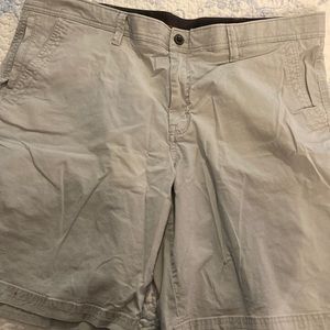 Men’s COPPER & OAK shorts. Size 42.